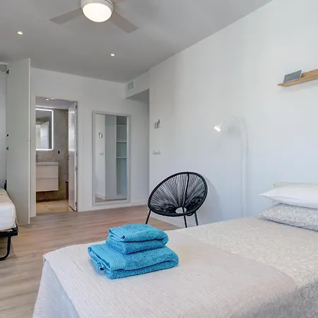 Apartment Bright Penthouse With Swimming Pool In Marbella