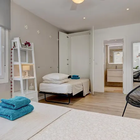 Bright Penthouse With Swimming Pool In Apartment