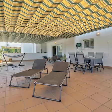 Bright Penthouse With Swimming Pool In *
